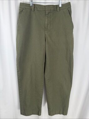GAP Straight Up Khaki Olive Green Cropped Pants – Size 6